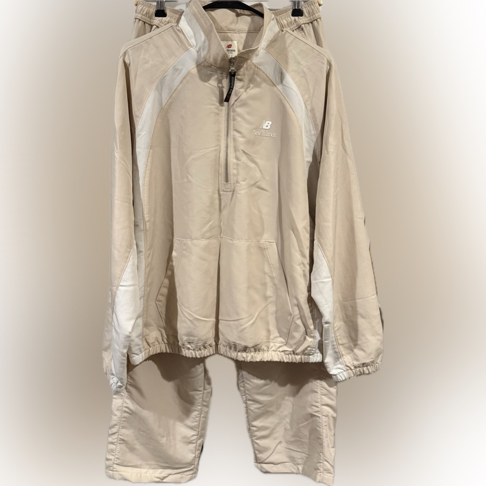 NEW BALANCE track pants & jacket set